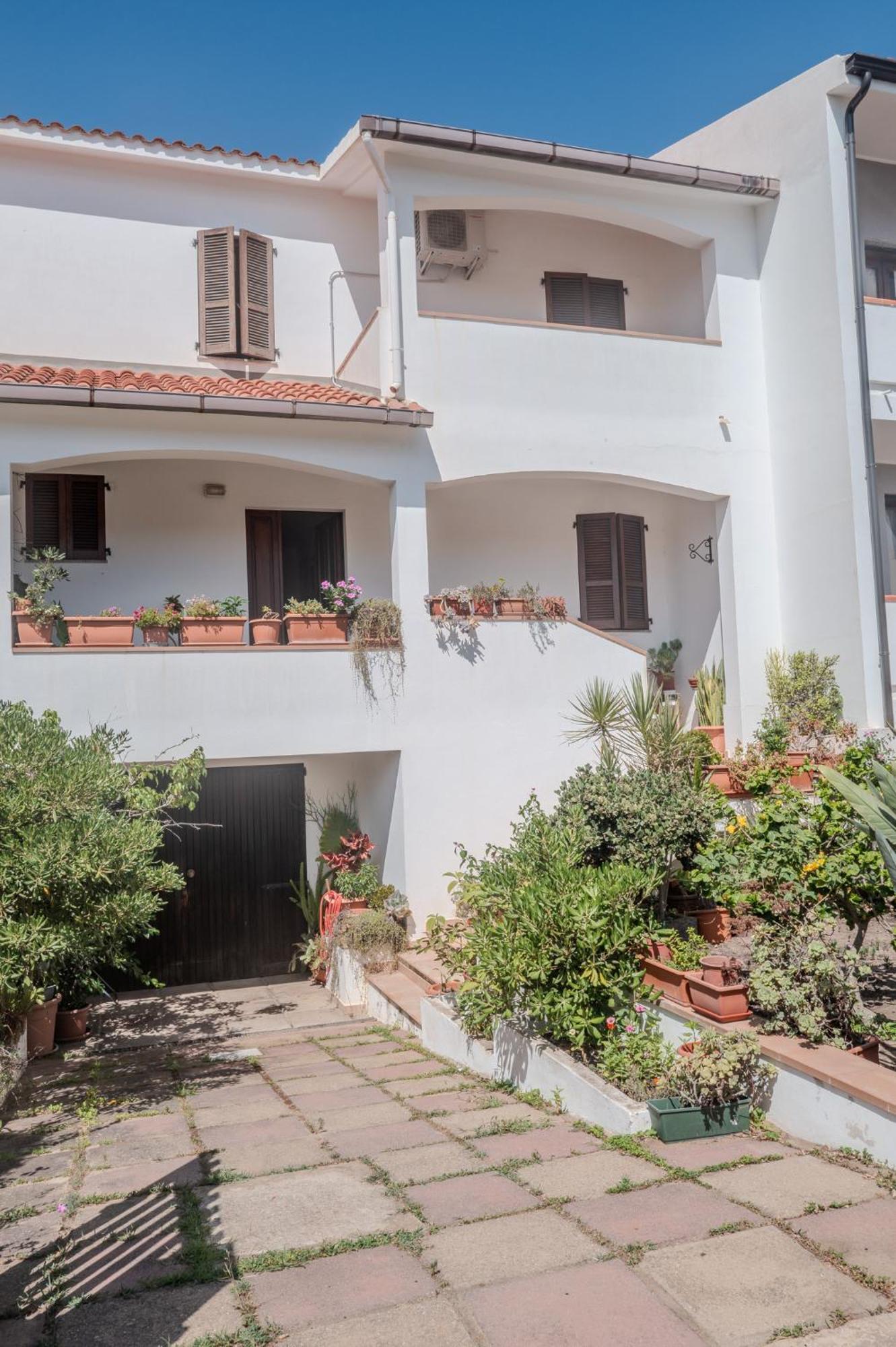Alba B&B Portoscuso Eksteriør bilde